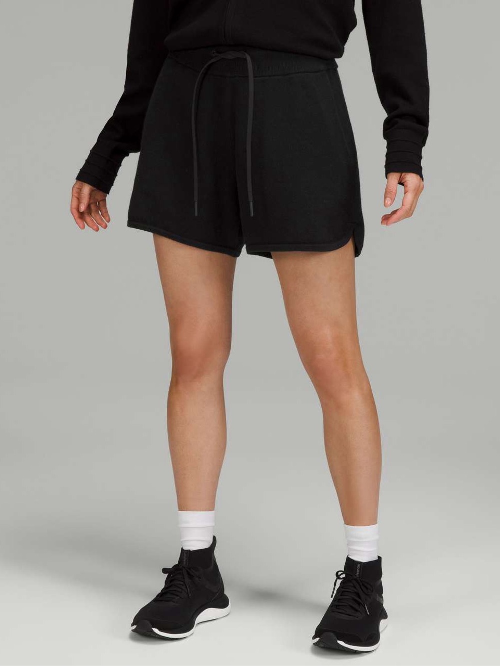 Lululemon Cotton-Cashmere Knit High-Rise Short 4"
Black